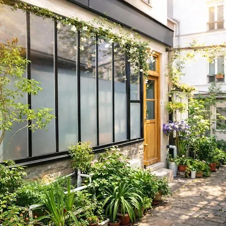 L'atelier D'artiste Apartment *